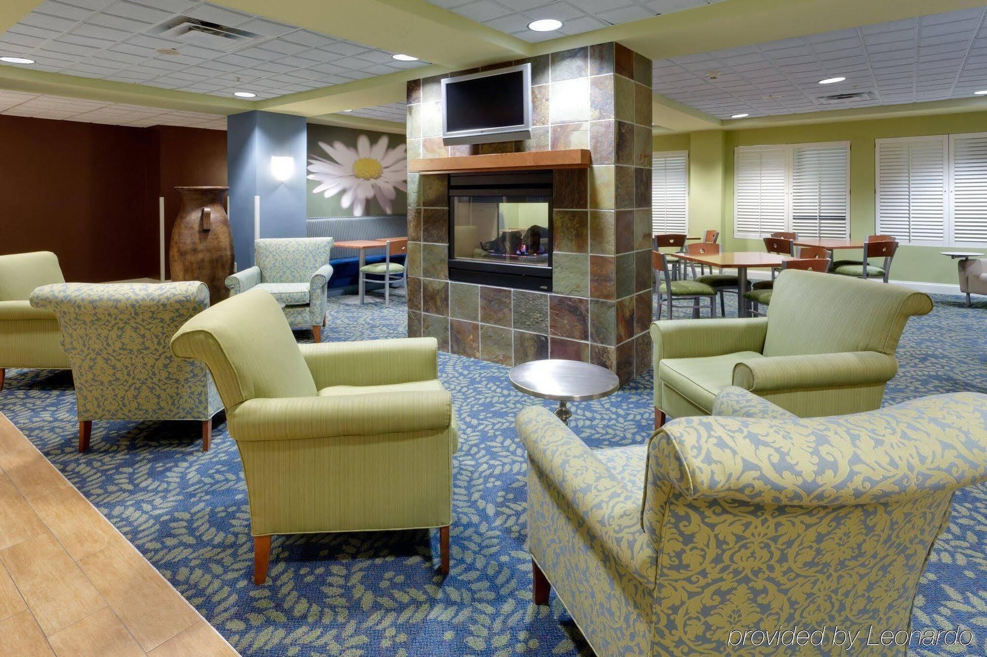 Hotel Trilogy Albany Airport, Tapestry Collection By Hilton Latham Buitenkant foto